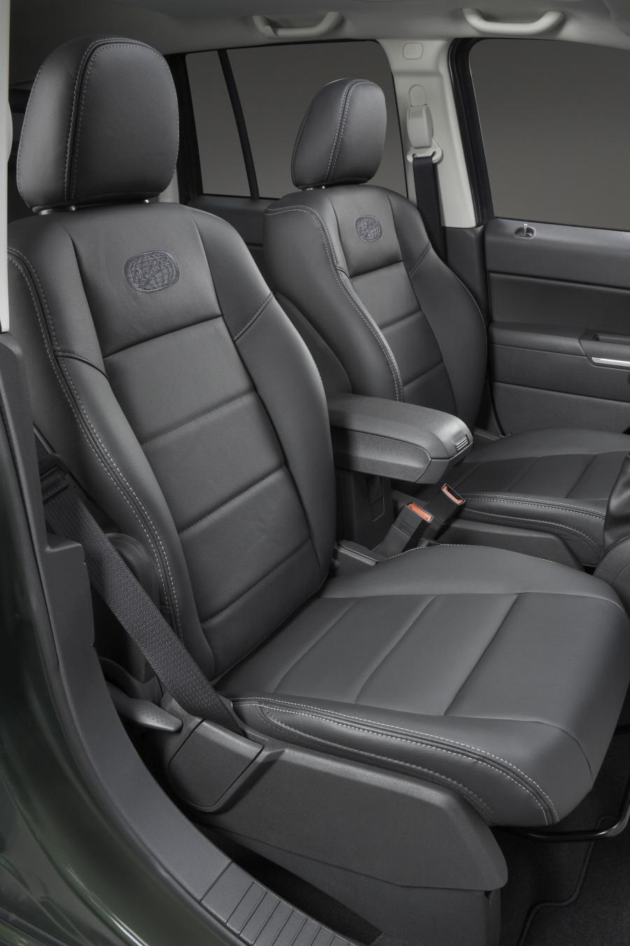  Jeep Compass 2009 года  (фото 11 из 29)